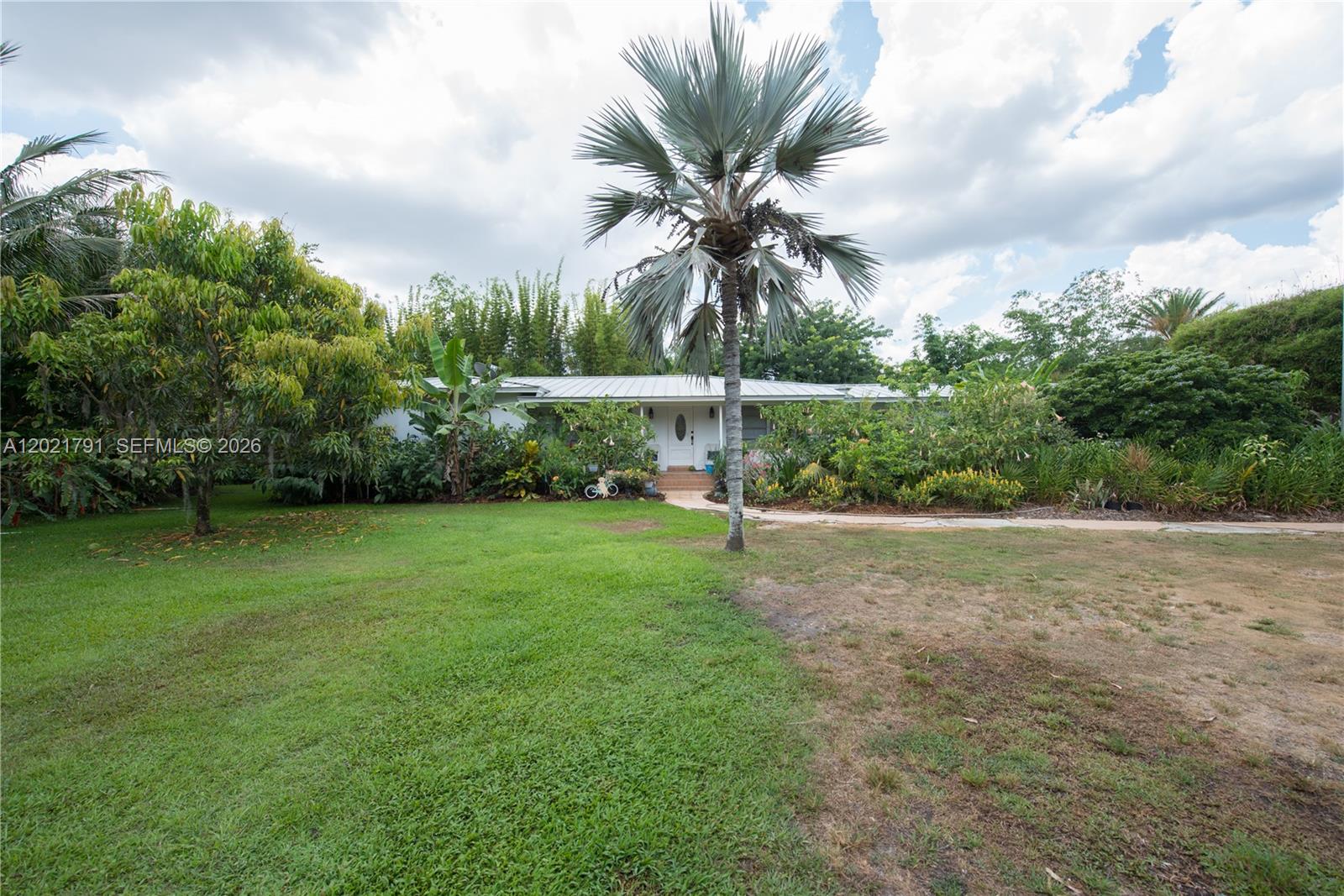 16970 Southwest 264th Street Homestead, FL 33031 - Photo 39 of 58 Front house