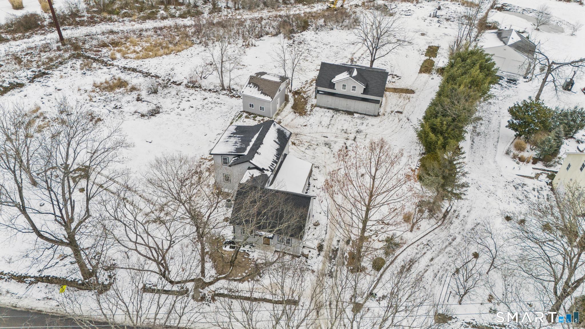 244 Cow Hill Road Clinton, CT 06413 - Photo 2 of 39