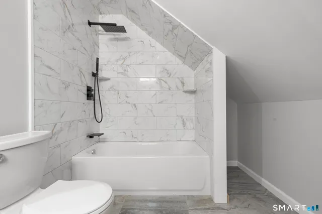 $749,900 | 244 Cow Hill Road, Clinton, CT 06413