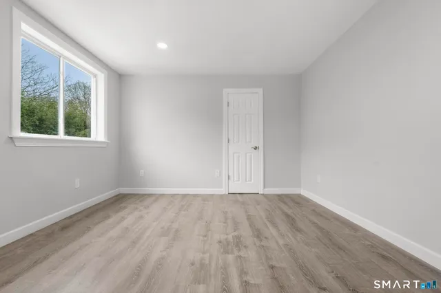 $749,900 | 244 Cow Hill Road, Clinton, CT 06413