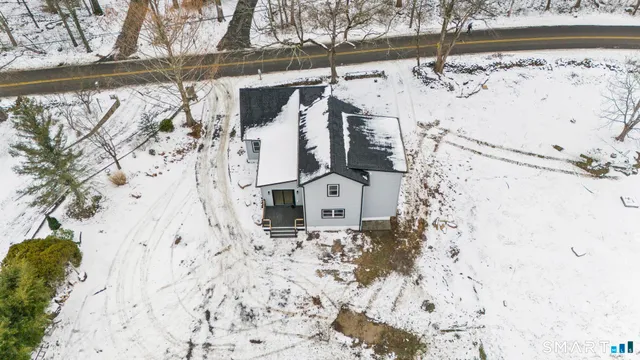 $749,900 | 244 Cow Hill Road, Clinton, CT 06413