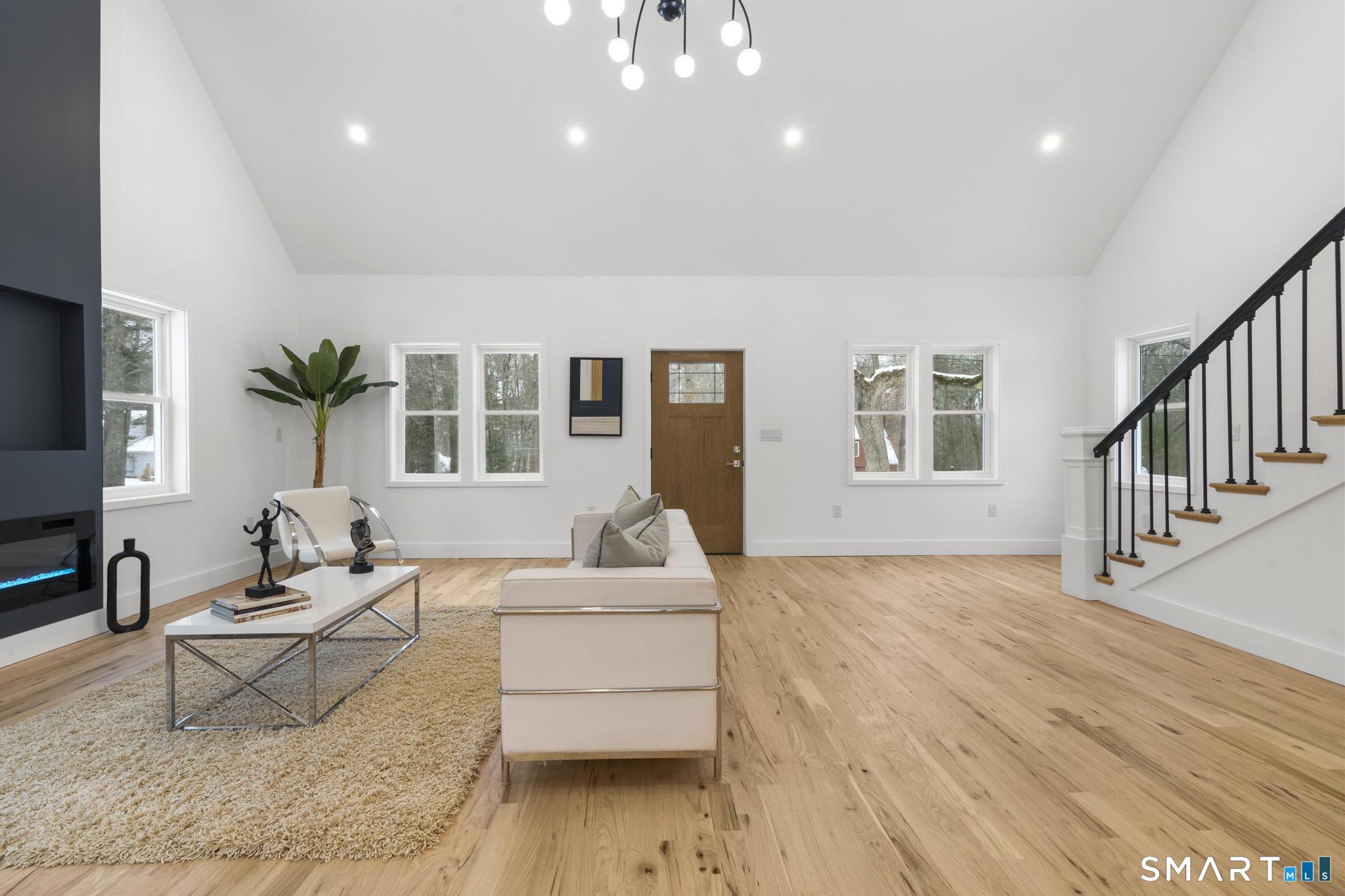 244 Cow Hill Road Clinton, CT 06413 - Photo 5 of 39