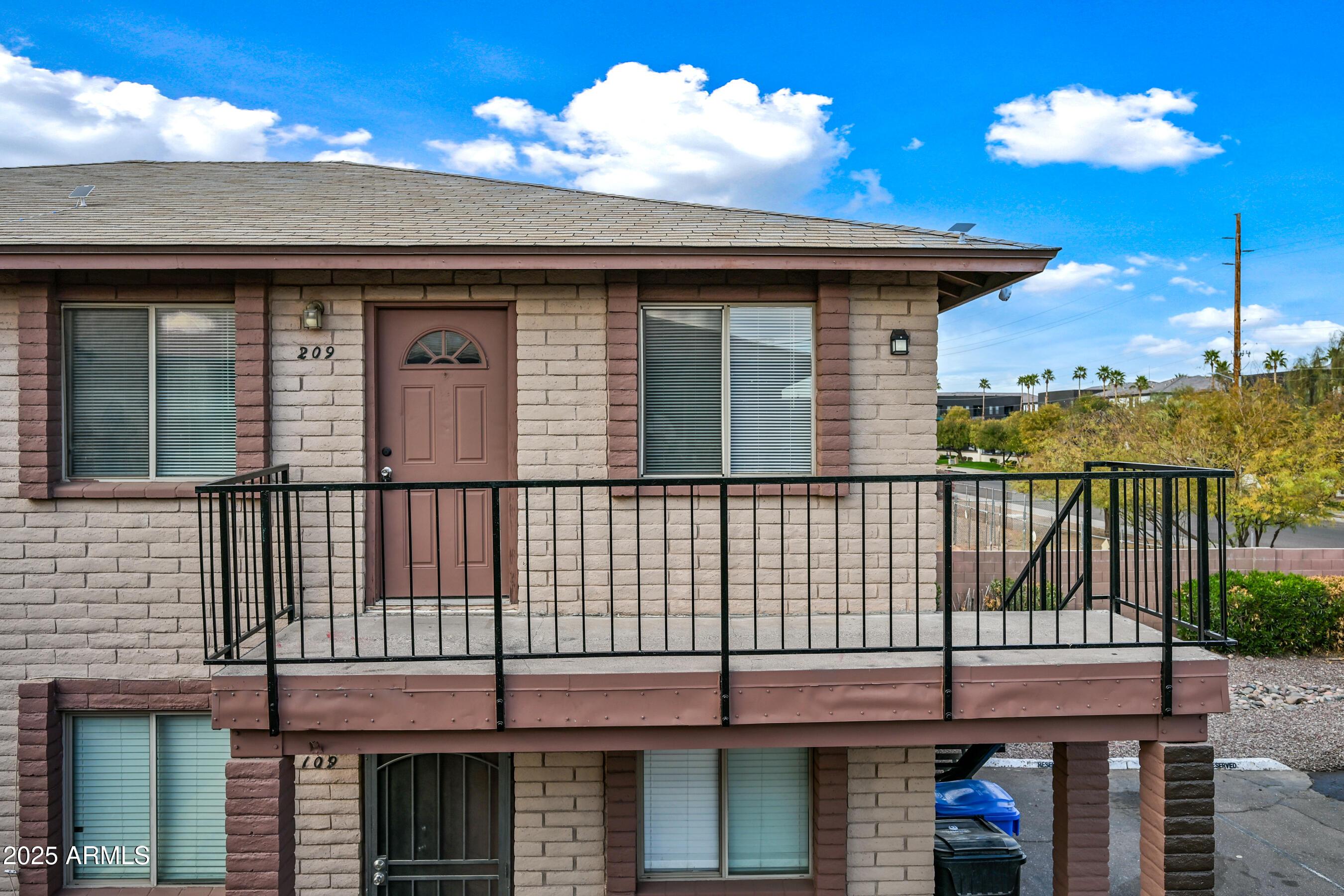 1234 North 36th Street, Unit 209 Phoenix, AZ 85008 - Photo 1 of 6