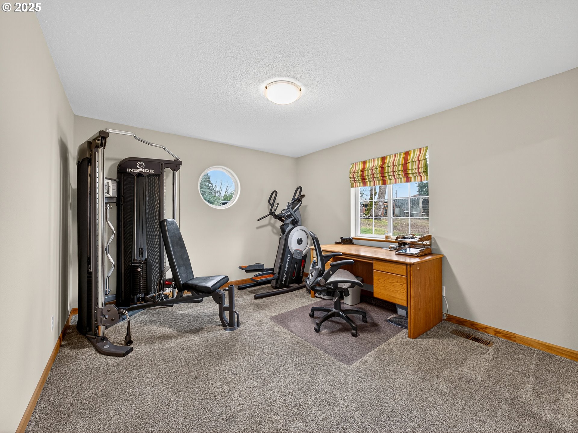 12345 South Fox Road Molalla, OR 97038 - Photo 31 of 48 Bedroom