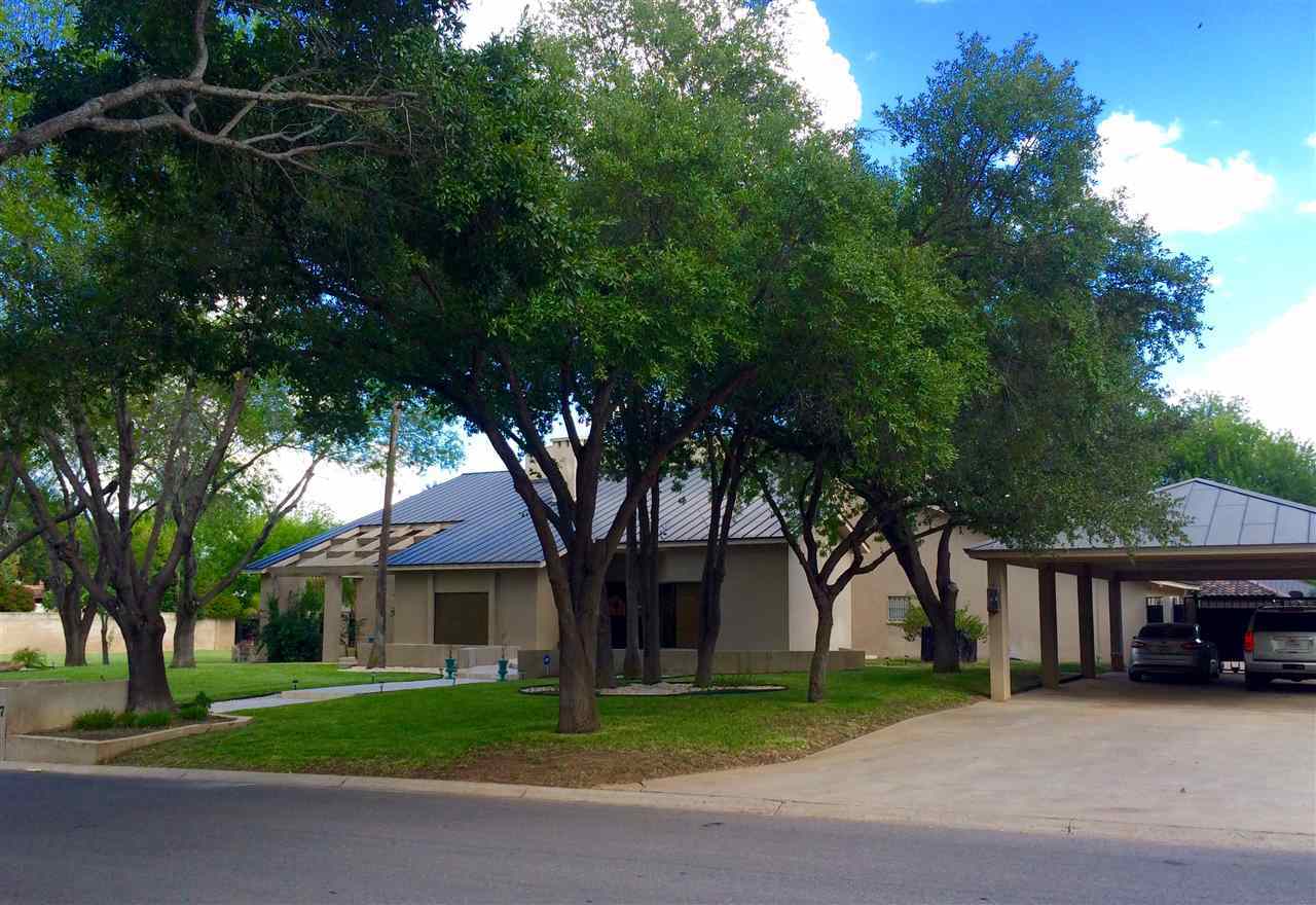 407 Manor Road Laredo, TX 78041 - Photo 2 of 20 Gallery Image 2