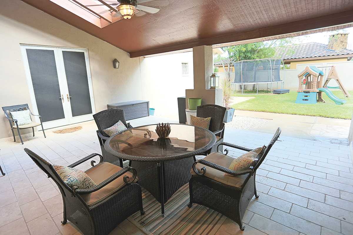 407 Manor Road Laredo, TX 78041 - Photo 9 of 20 Gallery Image 9