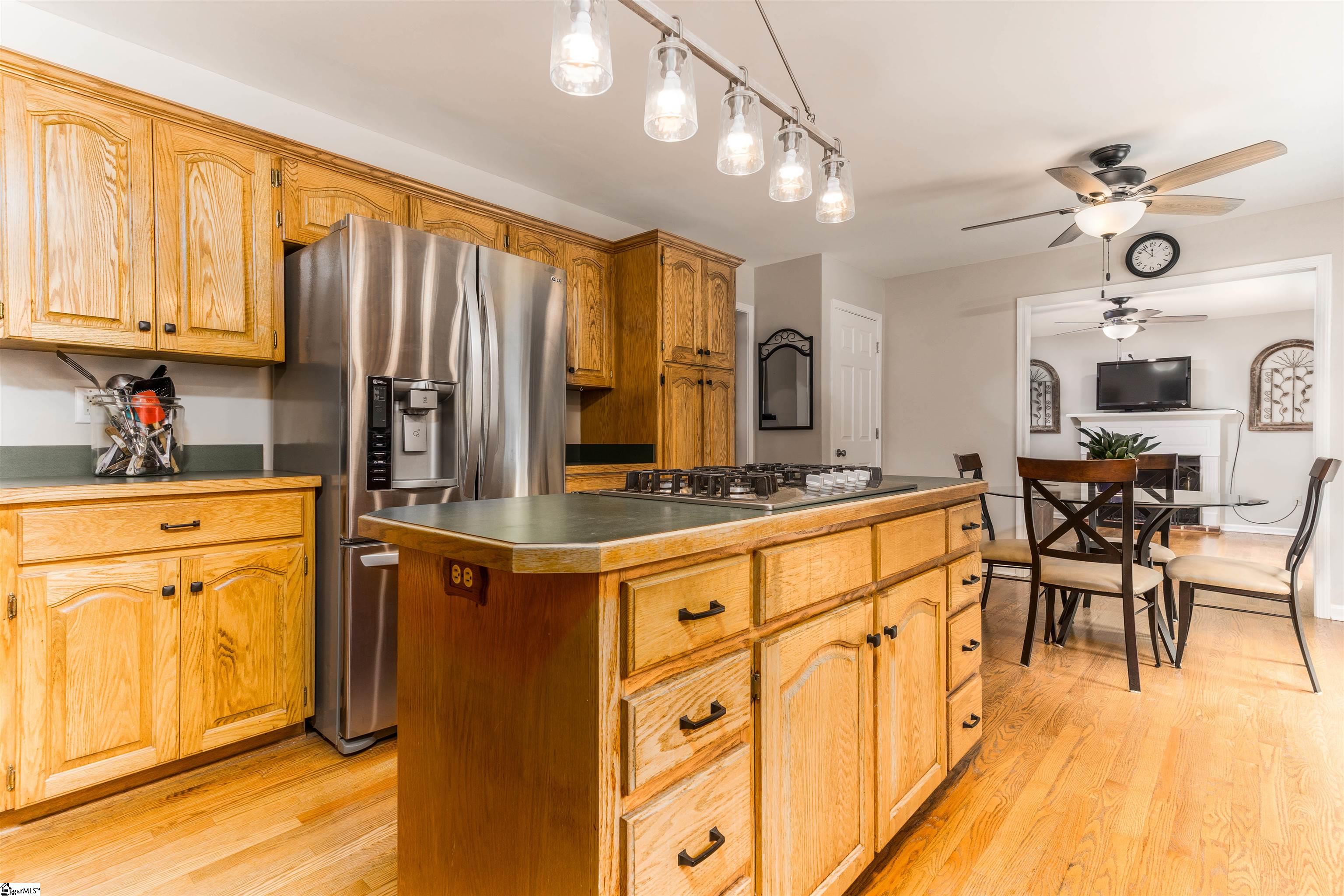 316 Pucketts Pt Road Greenwood, SC 29649 - Photo 6 of 36 Gallery Image 6