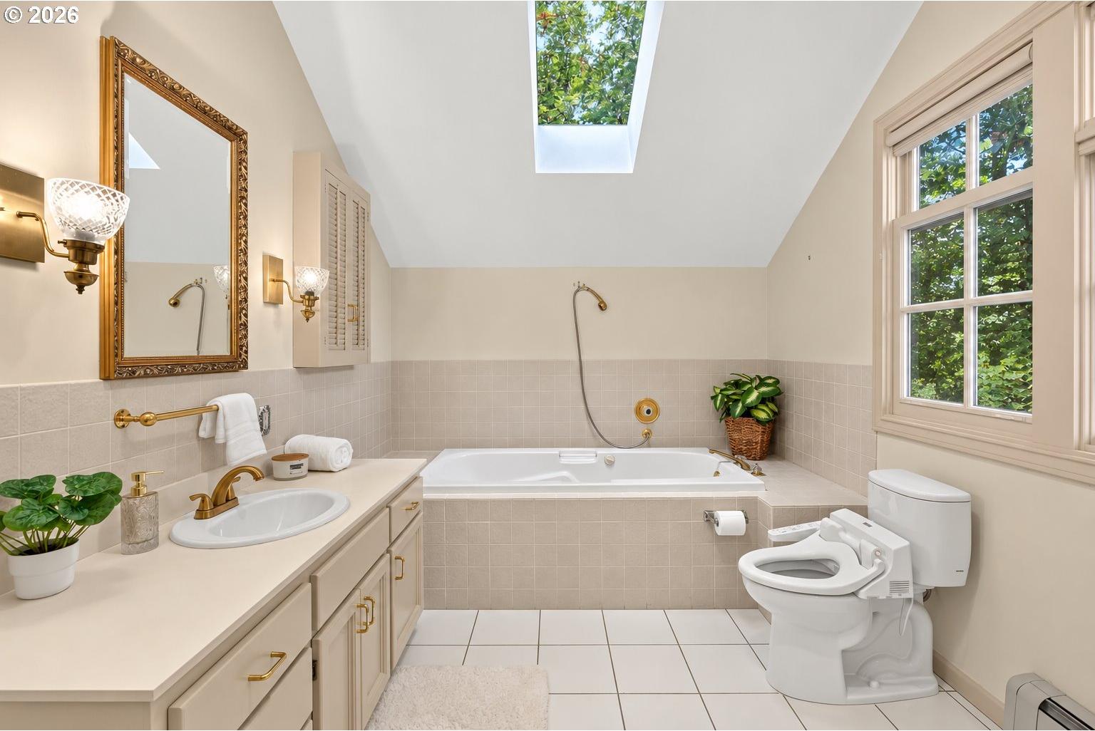 199 Pine Valley Road Lake Oswego, OR 97034 - Photo 20 of 42 Gallery Image 20