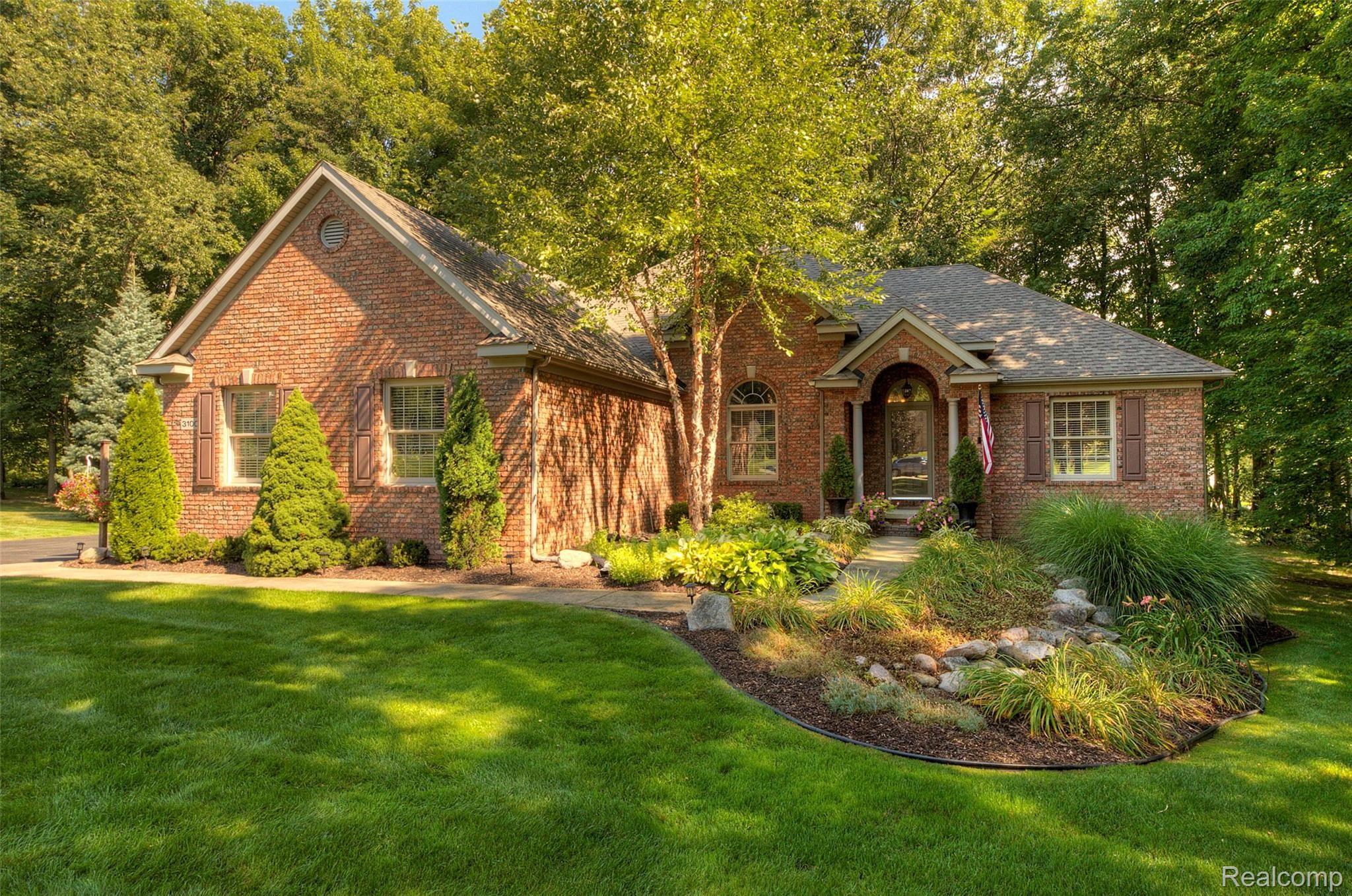 3100 Ridley Way Howell, MI 48843 - Photo 1 of 55 Exterior 2.jpg