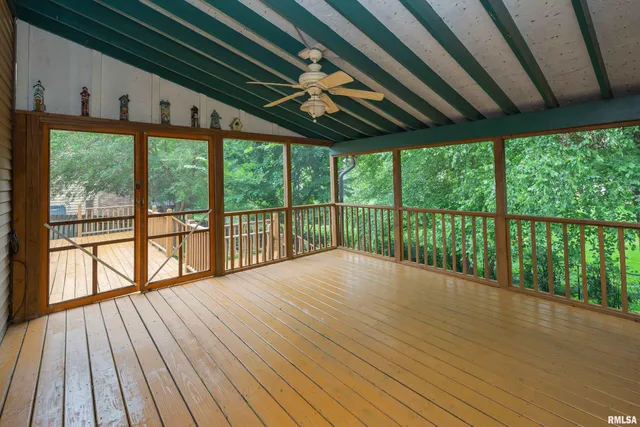 $595,000 | 4490 Hamilton Drive, Bettendorf, IA 52722