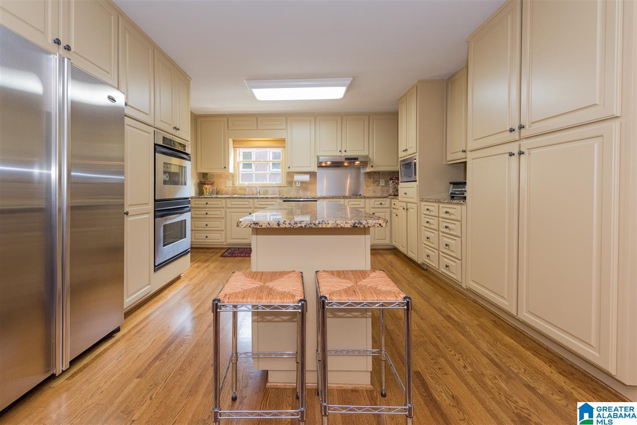 1845 Saulter Road Birmingham, AL 35209 - Photo 5 of 45