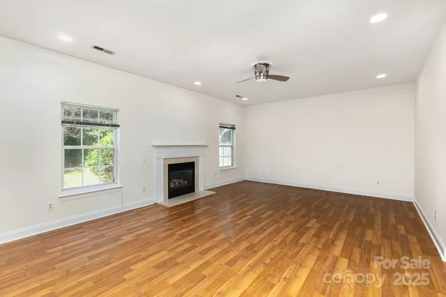 $450,000 | 10429 Madison Park Drive, Charlotte, NC 28269