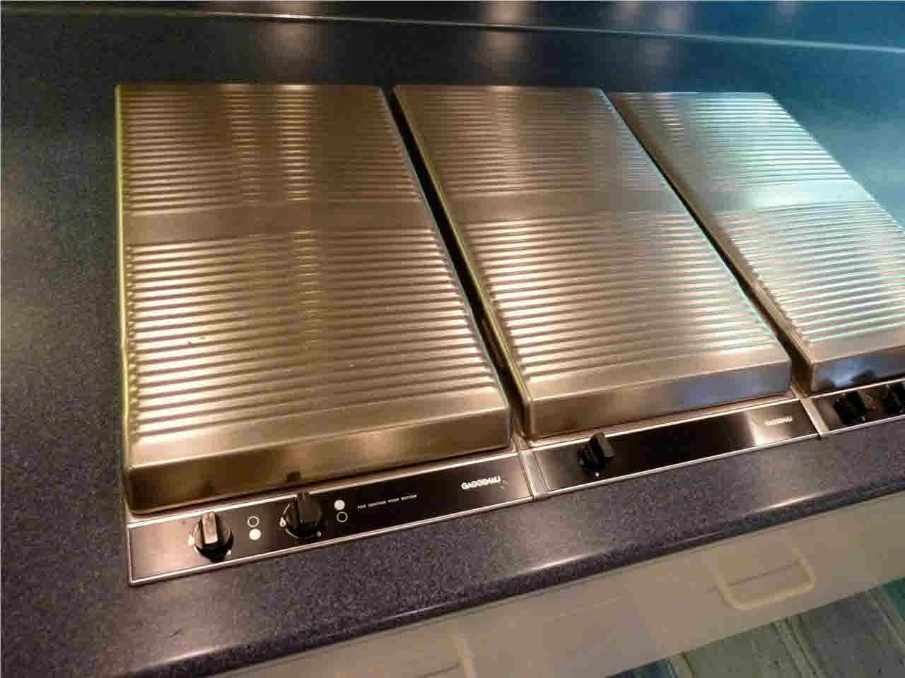 5125 Old Canton Road, Unit 219 Jackson, MS 39211 - Photo 20 of 48 Top of the line cooktop