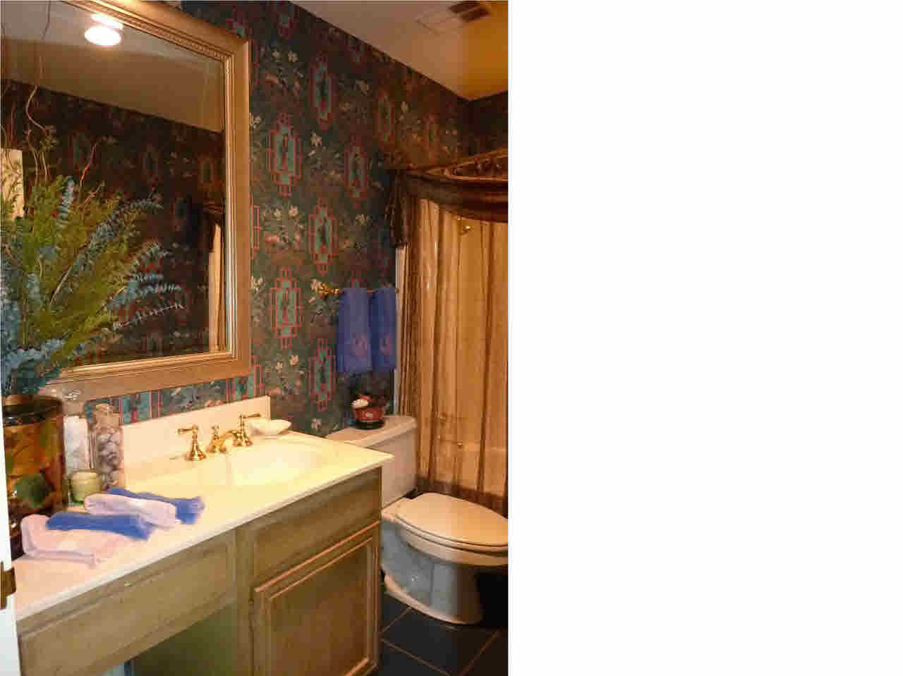 5125 Old Canton Road, Unit 219 Jackson, MS 39211 - Photo 24 of 48 Full Bath downstairs