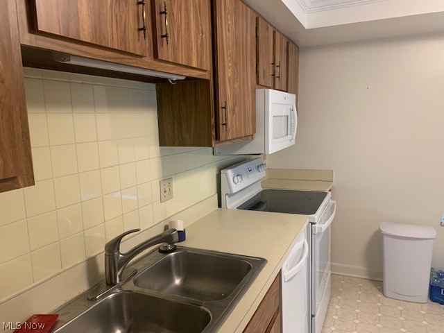 22958 Maple Ridge Road, Unit 110 North Olmsted, OH 44070 - Photo 12 of 33 Gallery Image 12