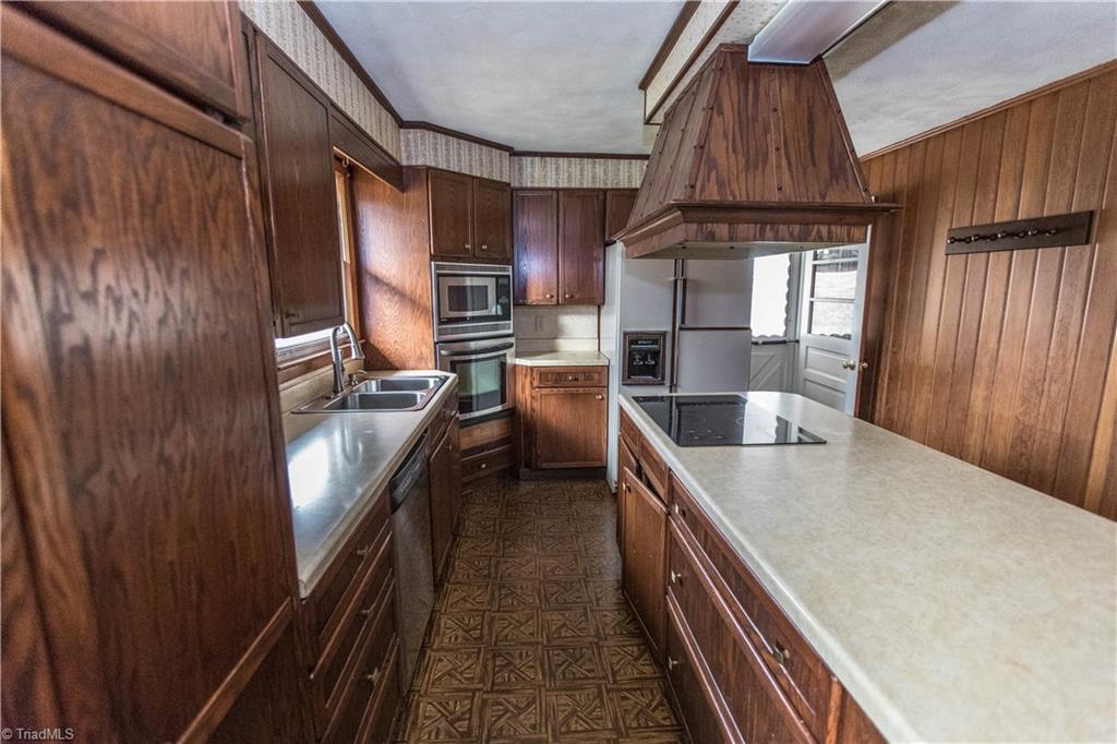 6754 Eldred Road Walkertown, NC 27051 - Photo 5 of 21 Gallery Image 5