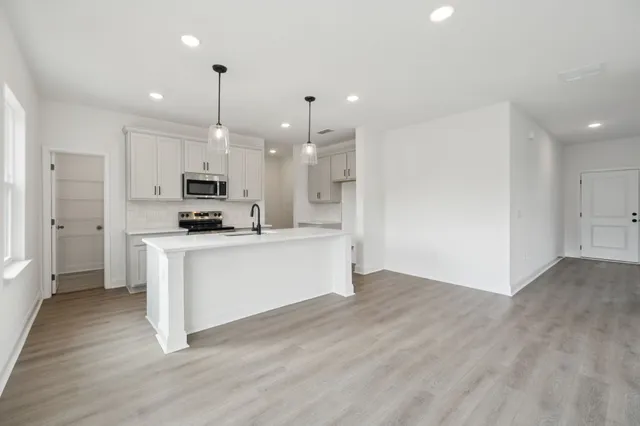 $528,240 | 116 Dahlia Drive, La Vergne, TN 37086