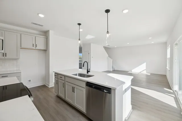 $528,240 | 116 Dahlia Drive, La Vergne, TN 37086