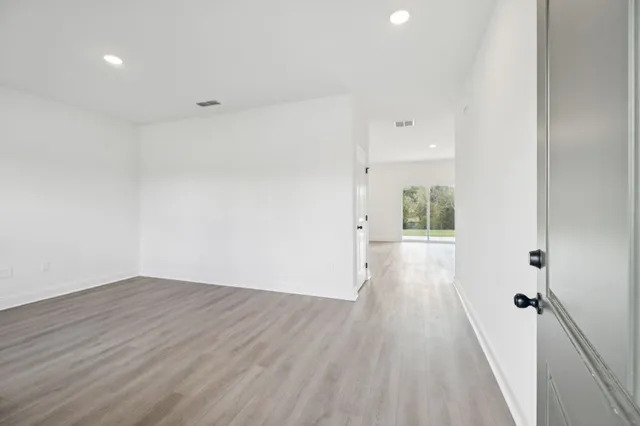 $528,240 | 116 Dahlia Drive, La Vergne, TN 37086