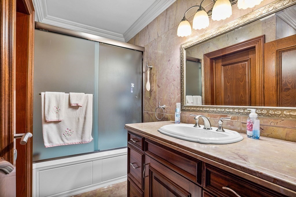 27 Hitching Post Road Lakeville, MA 02347 - Photo 32 of 42 Gallery Image 32