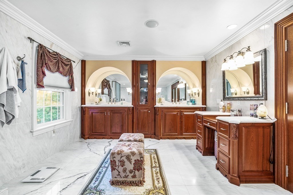 27 Hitching Post Road Lakeville, MA 02347 - Photo 36 of 42 Gallery Image 36