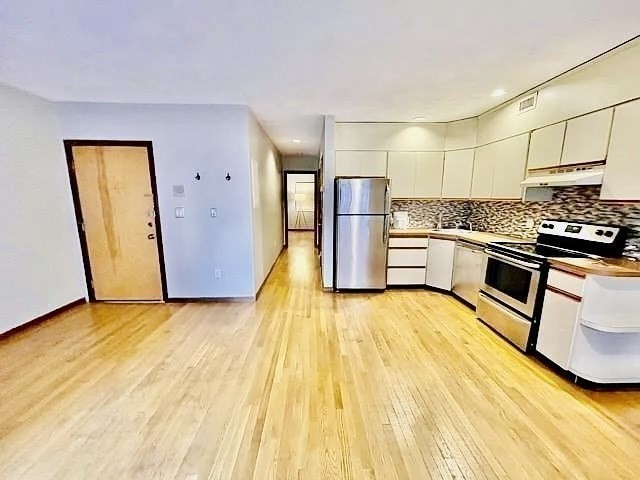8 Wiget Street, Unit 2 Boston, MA 02113 - Photo 2 of 8