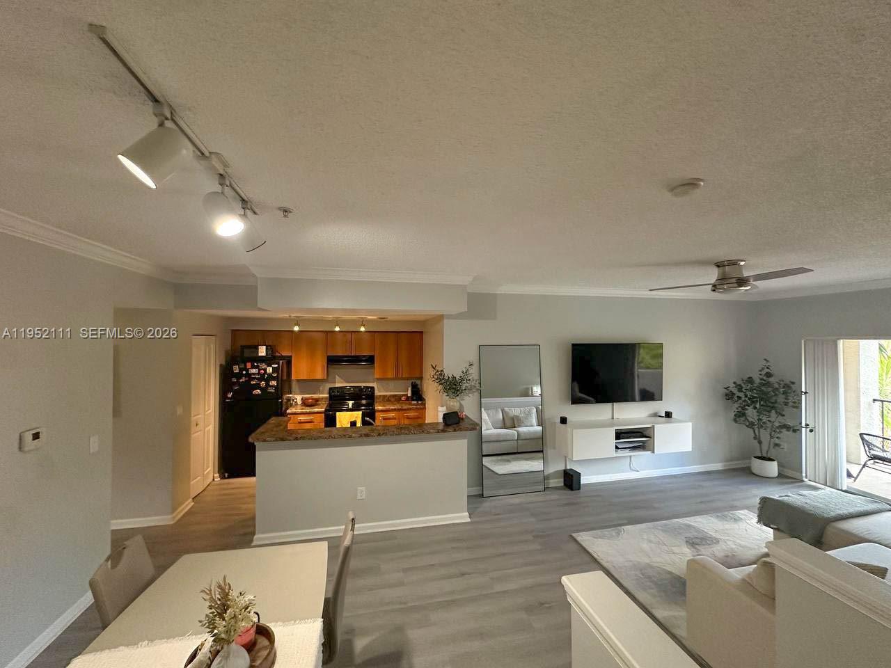 5840 West Sample Road, Unit 305 Coral Springs, FL 33067 - Photo 8 of 38