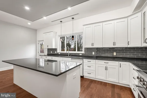 $1,719,000 | 4917 Erie Street, Annandale, VA 22003