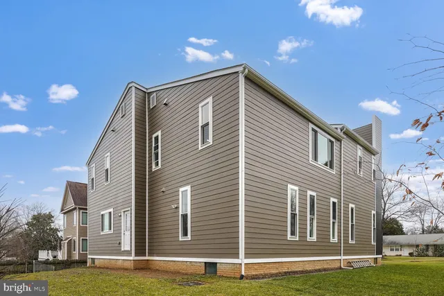 $1,749,000 | 4917 Erie Street, Annandale, VA 22003