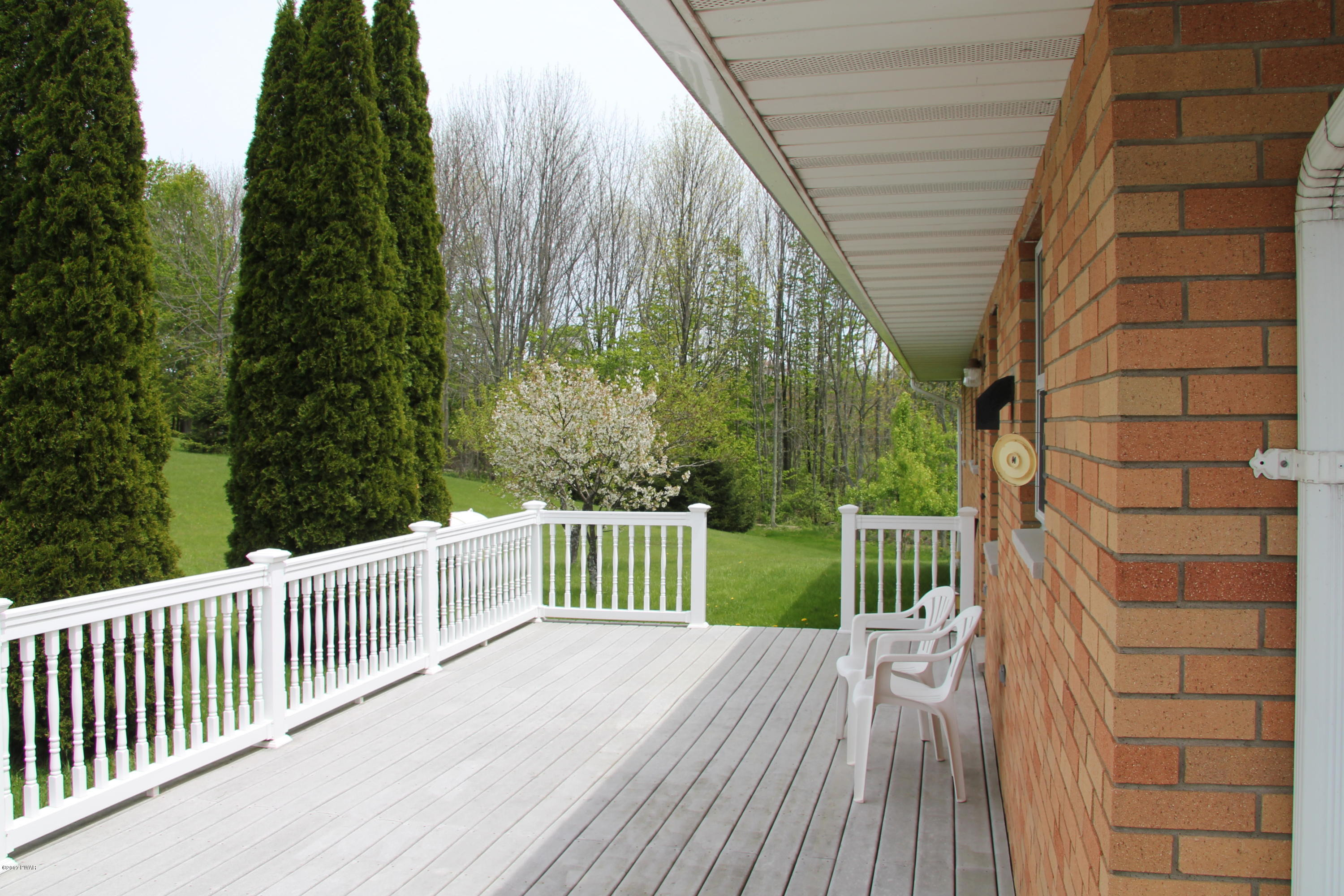 57 Burns Road Waymart, PA 18472 - Photo 4 of 20 deck