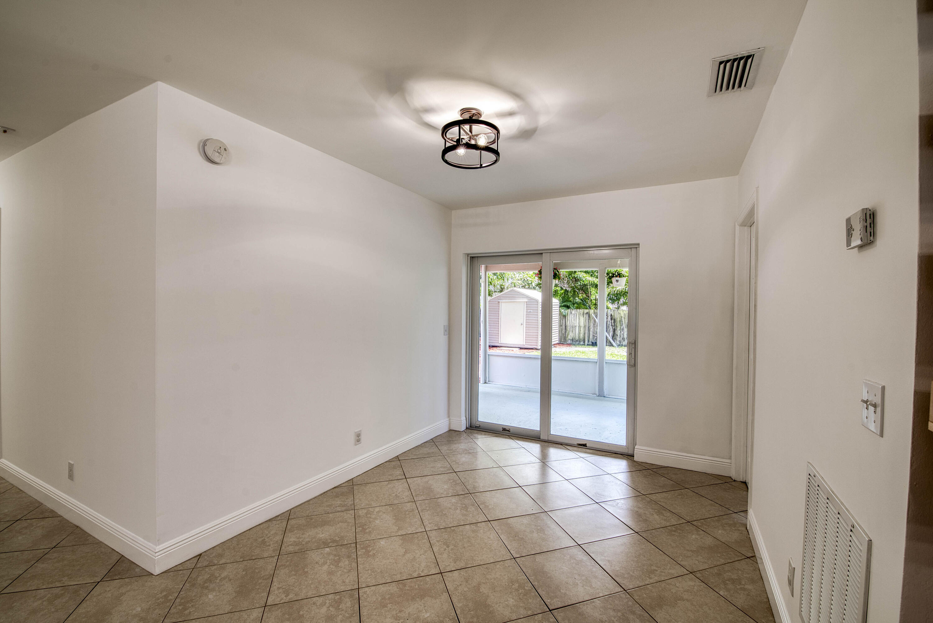 1010 Comanche Street Jupiter, FL 33458 - Photo 11 of 26 _IMG1308_HDR