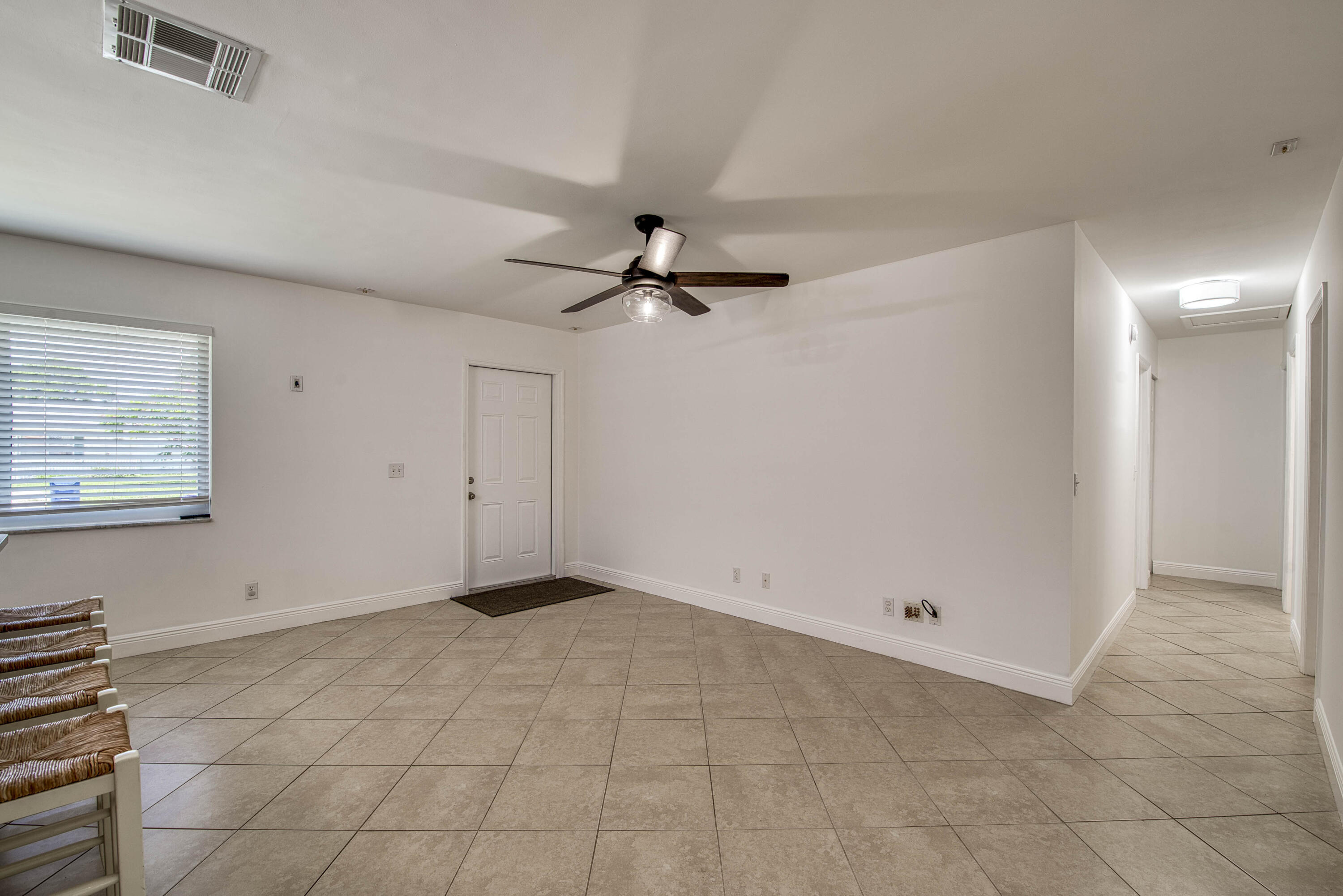 1010 Comanche Street Jupiter, FL 33458 - Photo 12 of 26 _IMG1290_HDR