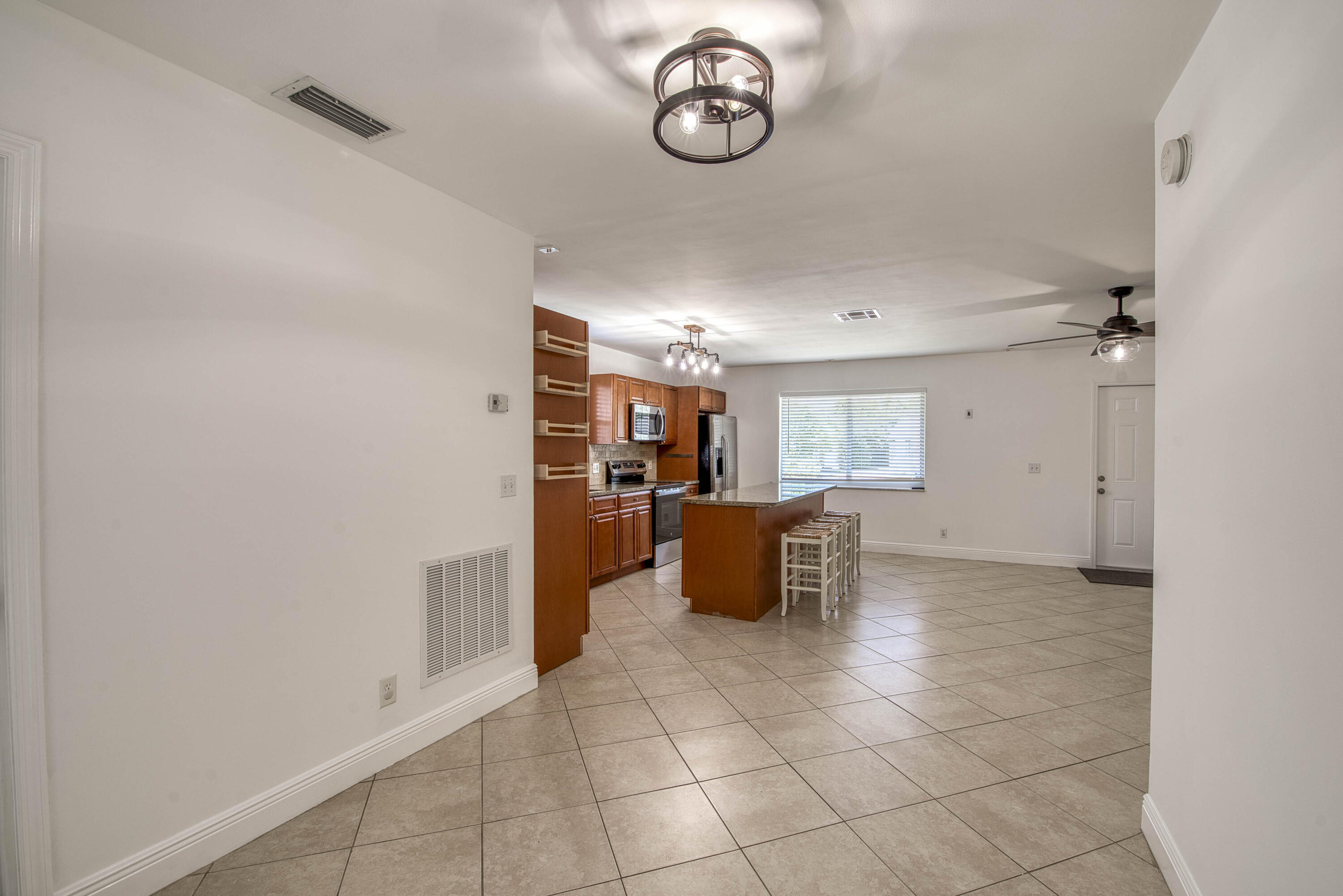 1010 Comanche Street Jupiter, FL 33458 - Photo 13 of 26 _IMG1311_HDR