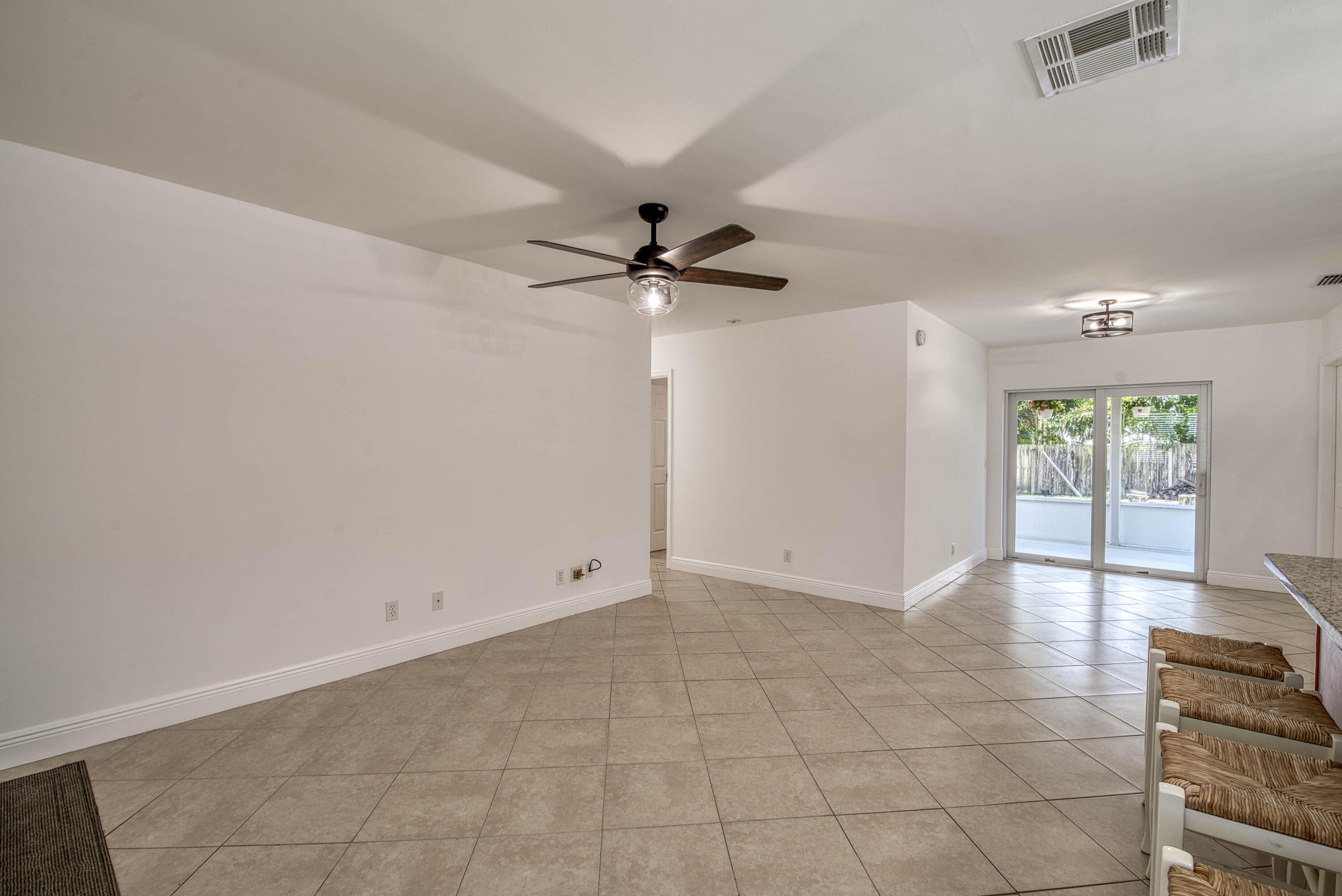 1010 Comanche Street Jupiter, FL 33458 - Photo 10 of 26 _IMG1287_HDR