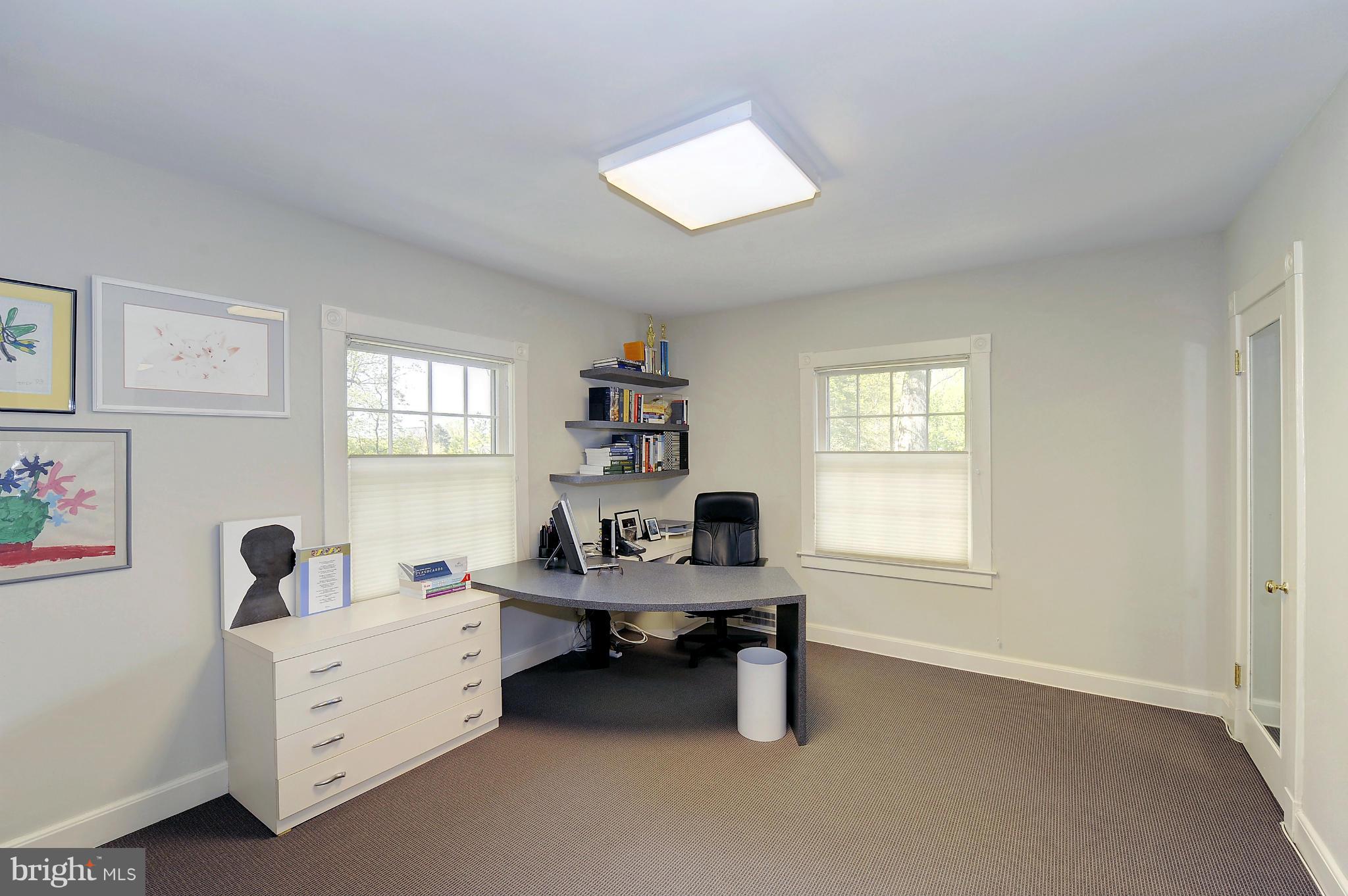 6750 Greentree Road Bethesda, MD 20817 - Photo 13 of 28 Third Bedroom Suite
