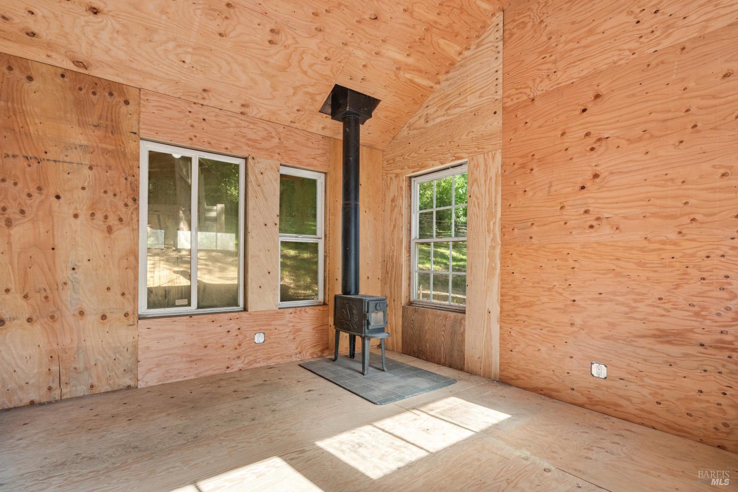 805 Wagnon Road Sebastopol, CA 95472 - Photo 47 of 56 a view of a room with windows