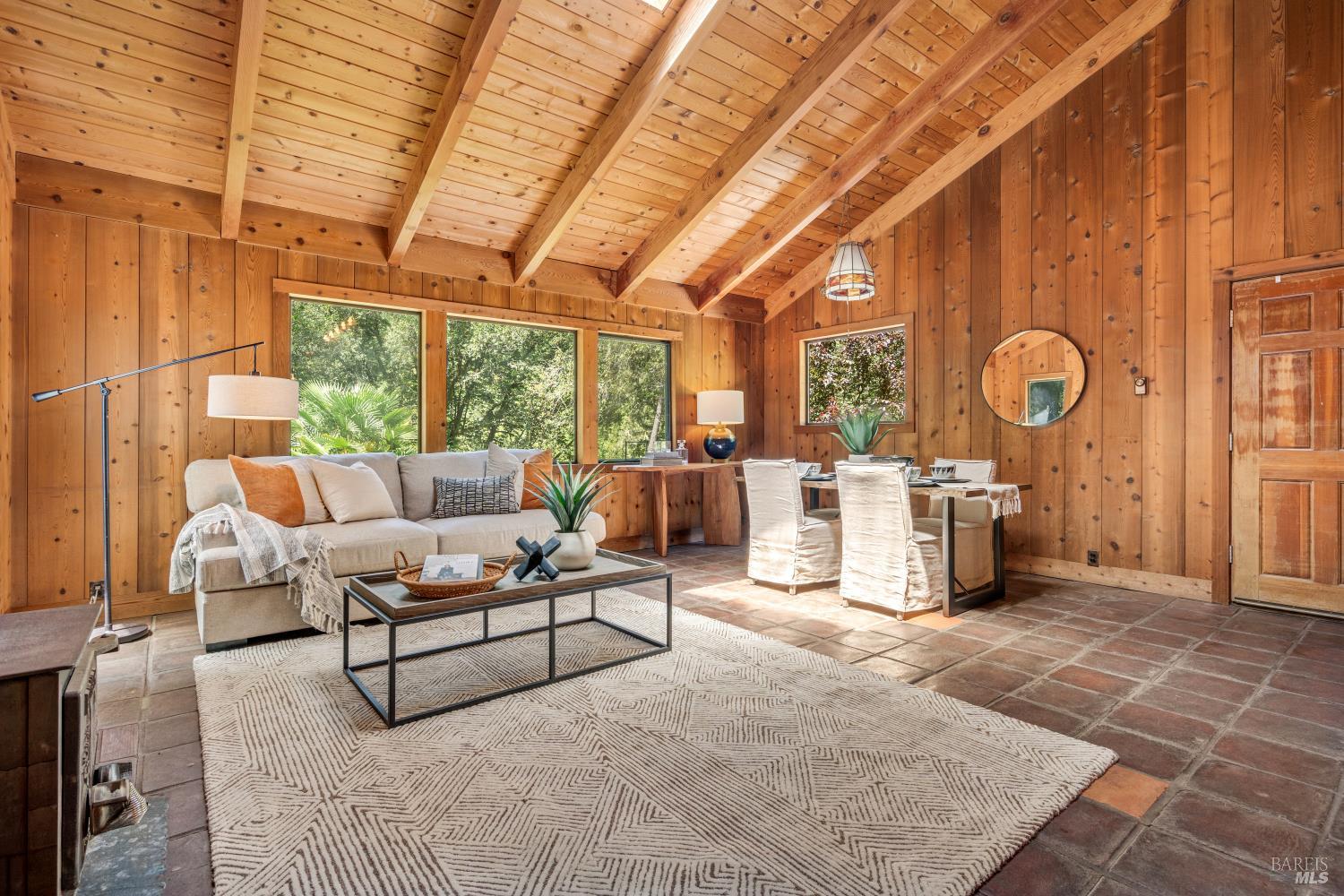 805 Wagnon Road Sebastopol, CA 95472 - Photo 10 of 56 a living room with furniture