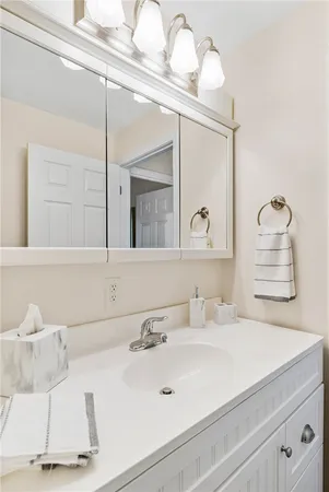 $3,400 | 214 Goddard Row, Newport, RI 02840