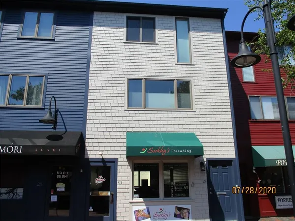 $3,400 | 214 Goddard Row, Newport, RI 02840