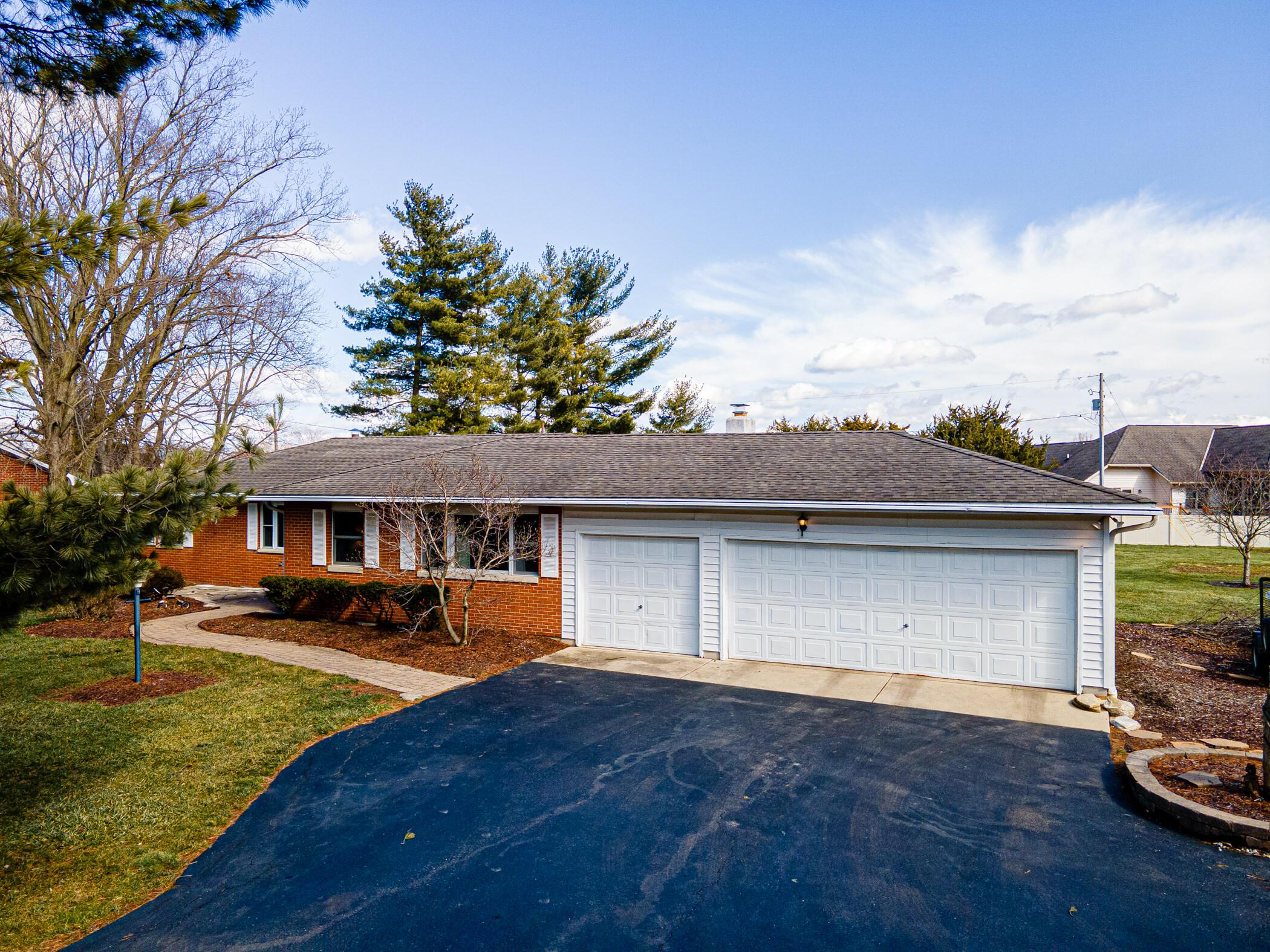 800 Doherty Road Galloway, OH 43119 - Photo 3 of 70 Gallery Image 3