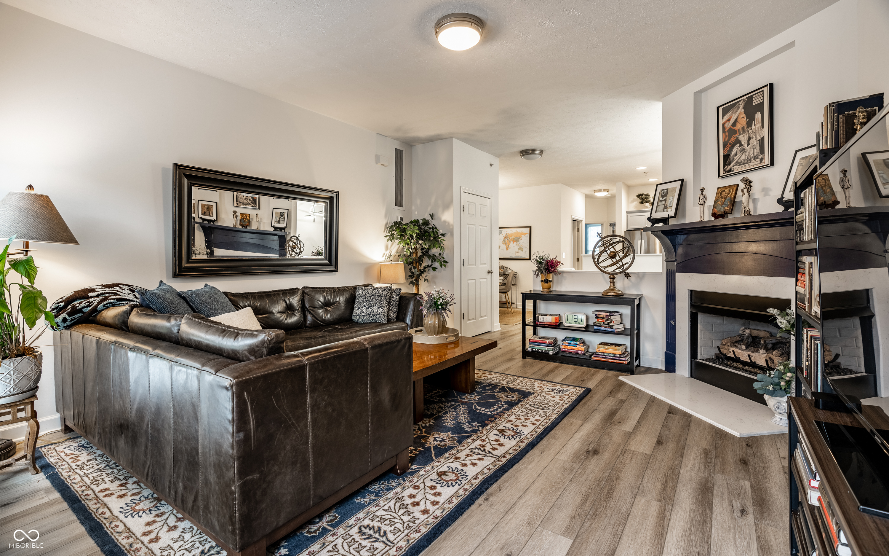 1134 Reserve Way Indianapolis, IN 46220 - Photo 3 of 29