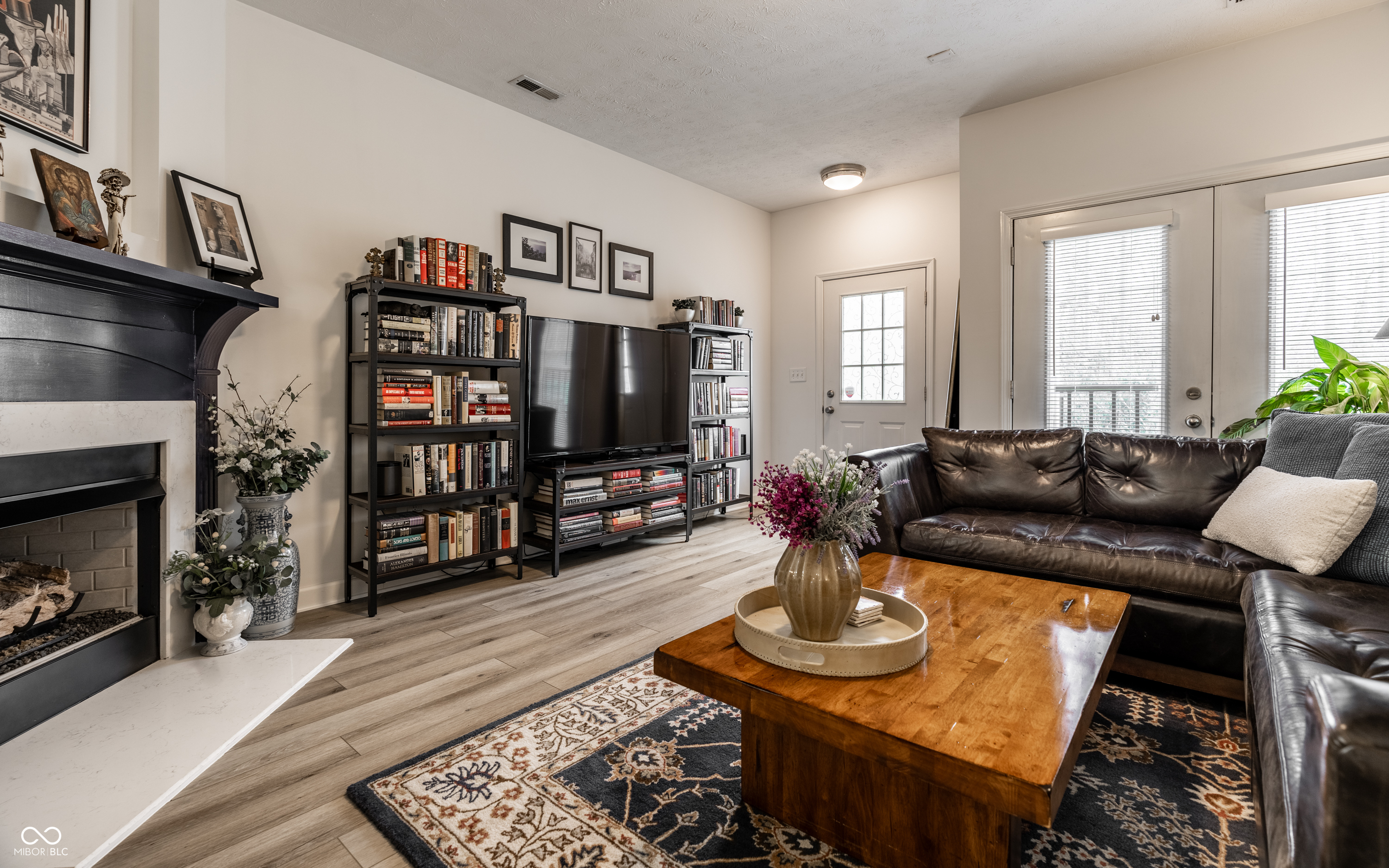 1134 Reserve Way Indianapolis, IN 46220 - Photo 5 of 29