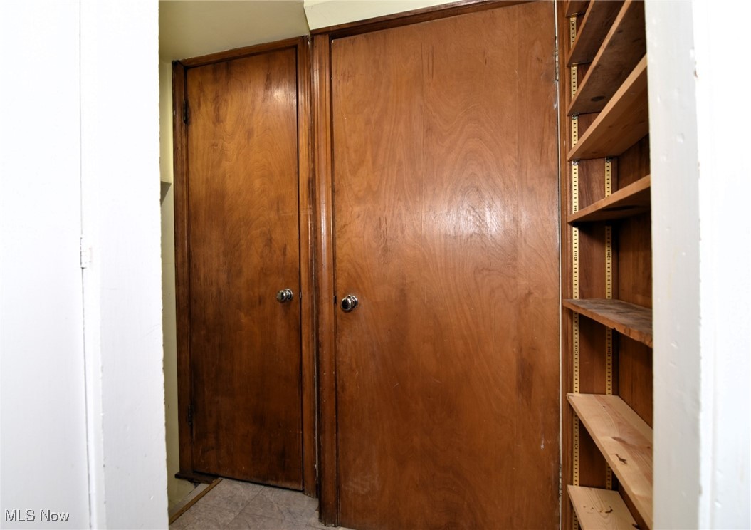 2636 Queenston Road Cleveland Heights, OH 44118 - Photo 35 of 45 Closet