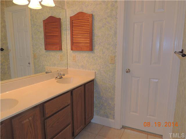 1602 Springview Lane Durham, NC 27705 - Photo 18 of 24 Bathroom