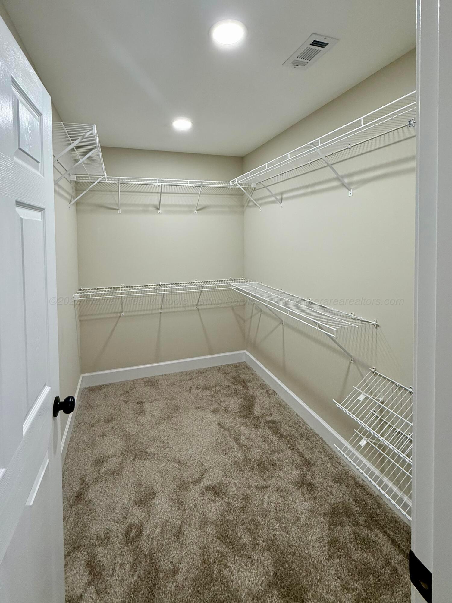 772 Co Road Winfield, AL 35594 - Photo 19 of 36 Master Closet