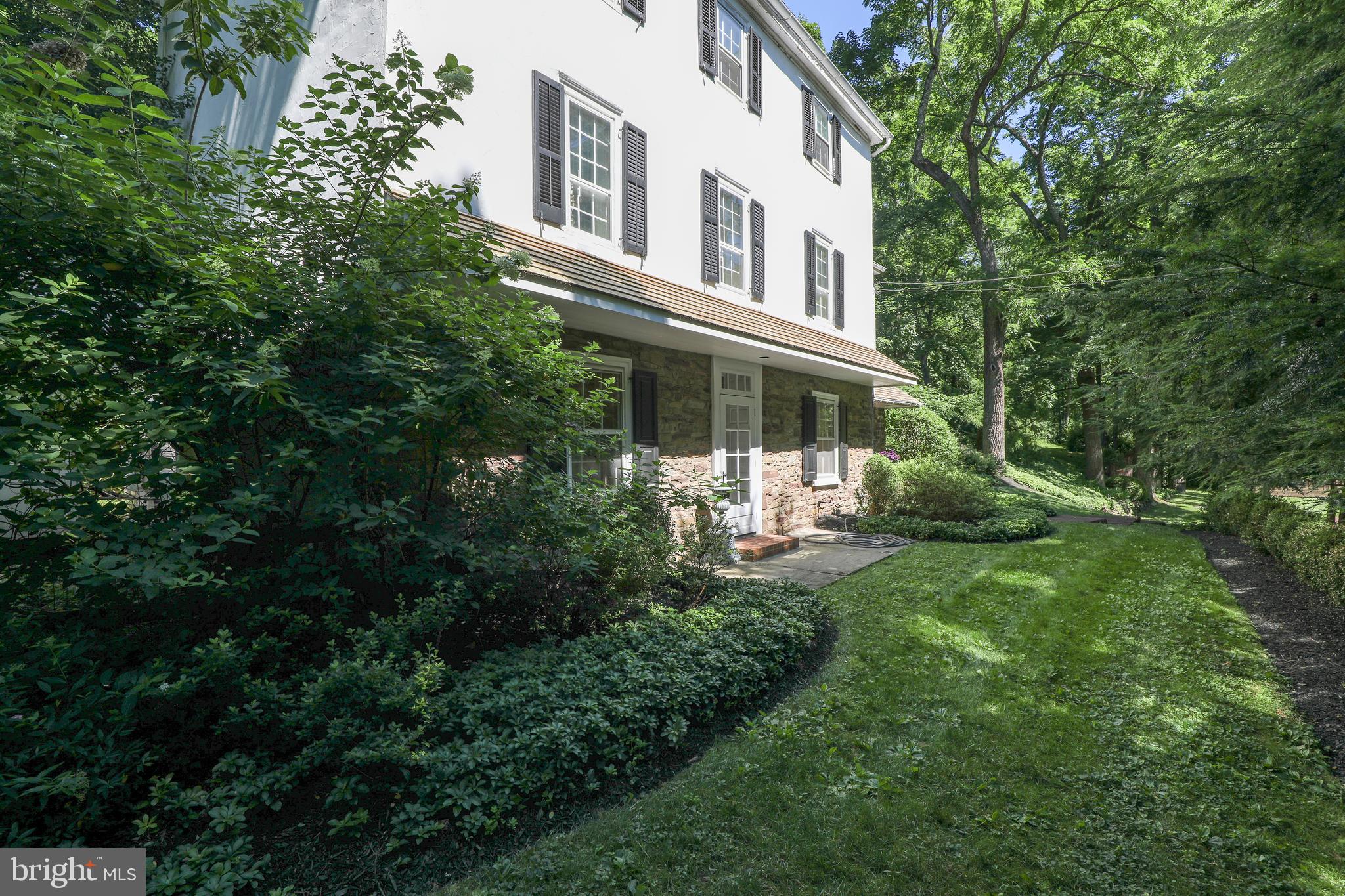 622 Headquarters Road Ottsville, PA 18942 - Photo 2 of 78