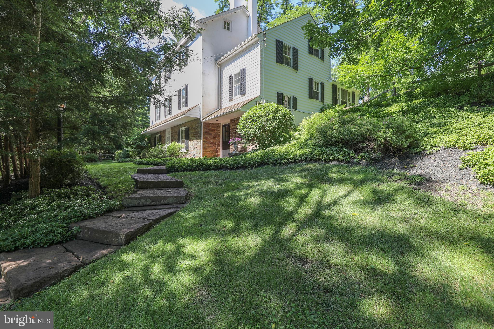 622 Headquarters Road Ottsville, PA 18942 - Photo 4 of 78