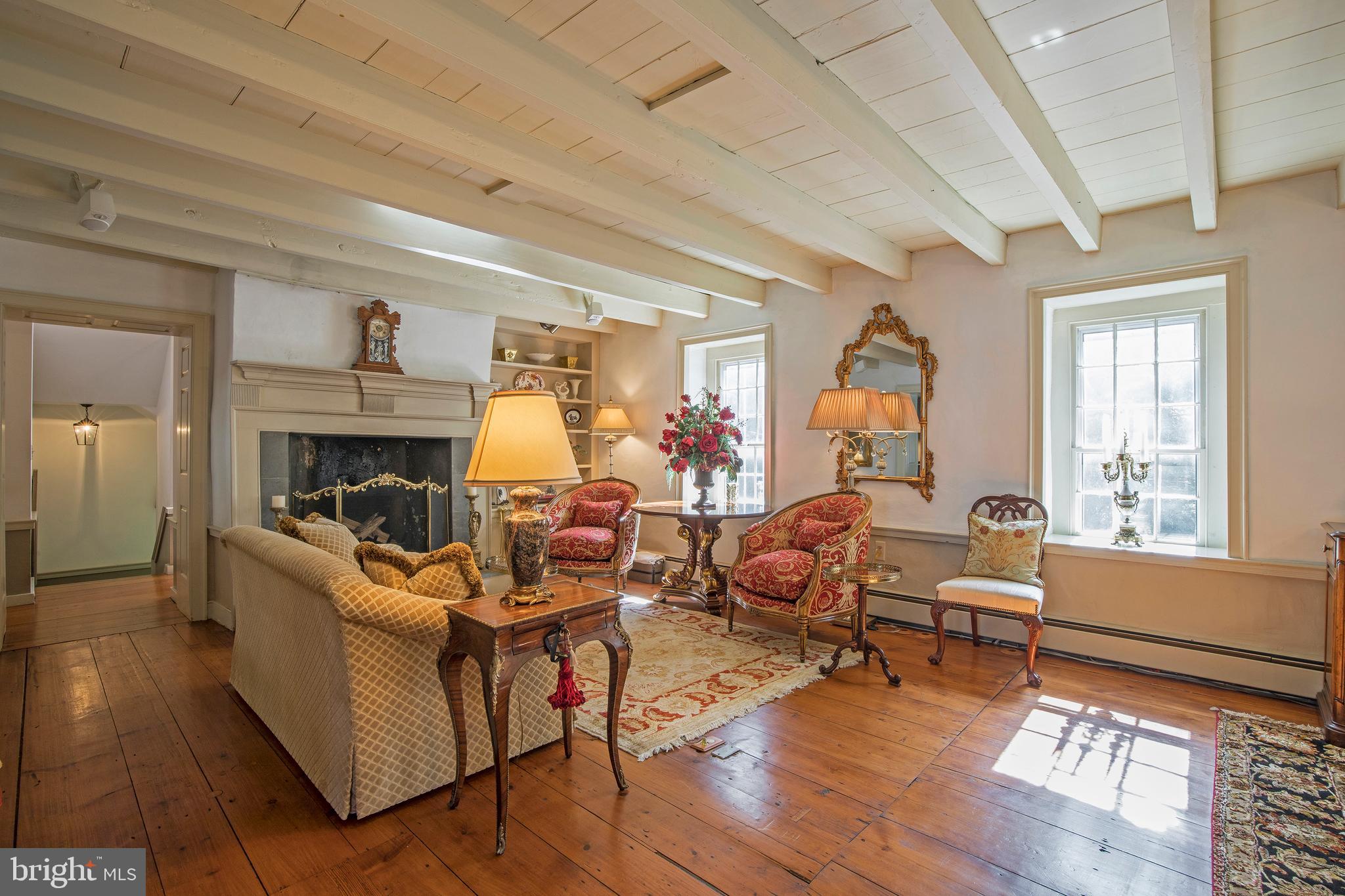 622 Headquarters Road Ottsville, PA 18942 - Photo 7 of 78 Living room