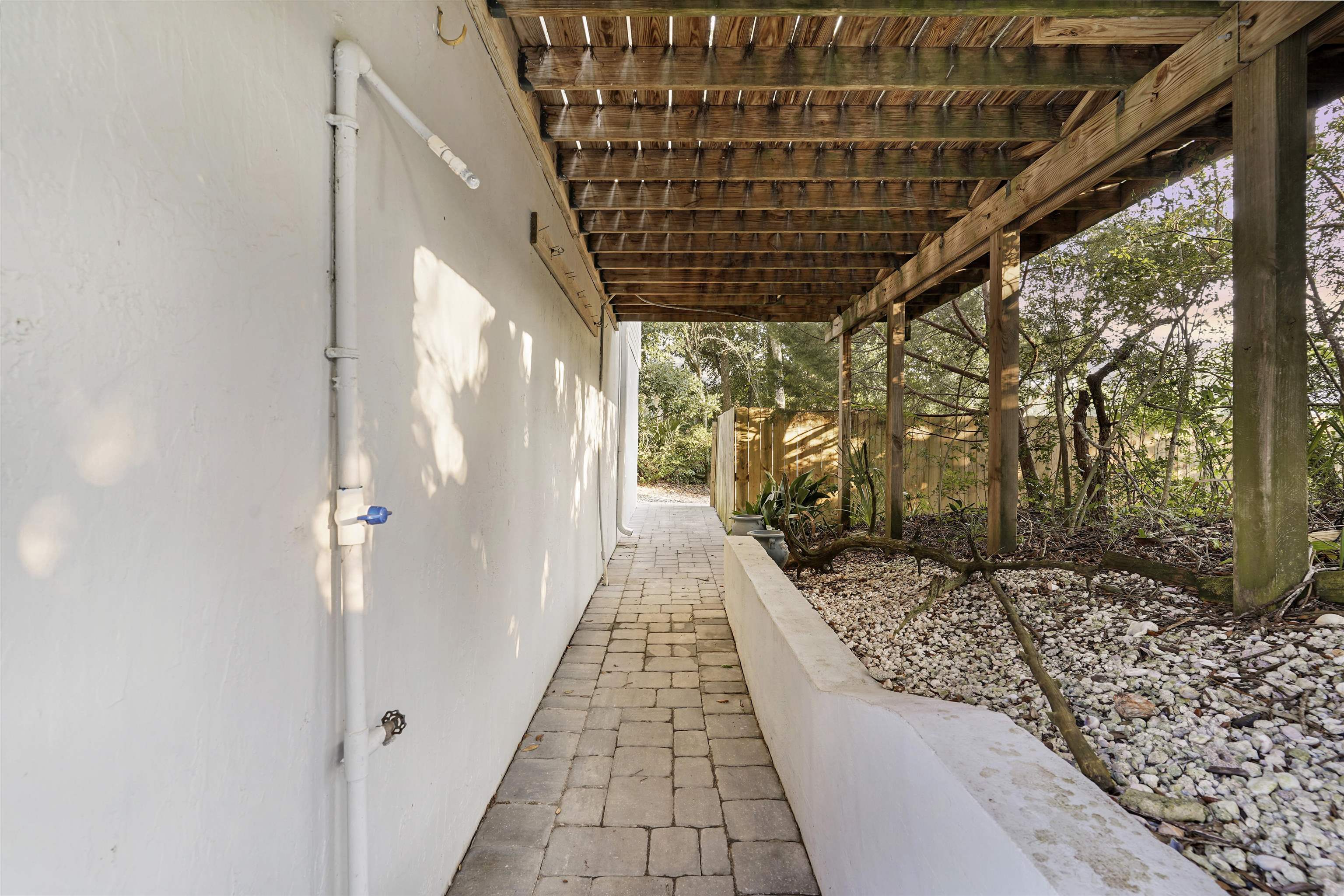 415 Fifteenth Street St. Augustine, FL 32084 - Photo 38 of 41 a view of a pathway of a house with wooden floor