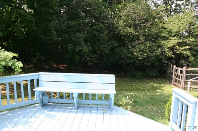 1943 Fairway Road Hellertown, PA 18055 - Photo 17 of 24 Gallery Image 17